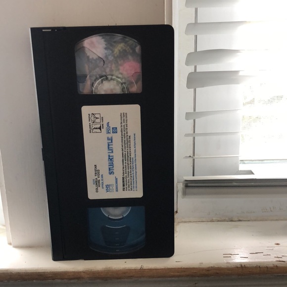 Stuart Little VHS tape - Picture 3 of 3